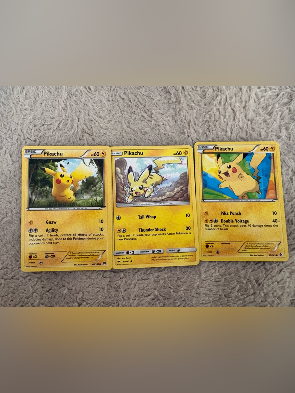 3 Pikachu cards